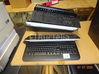 1 set diverse onderdelen laptops, diverse toetsenborden, diverse rj45 patch racks d-link, netaso, aruba - afbeelding 4 van  4