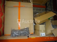 1 set van +/- 60 regenpijpen, pvc ellebogen - afbeelding 1 van  6
