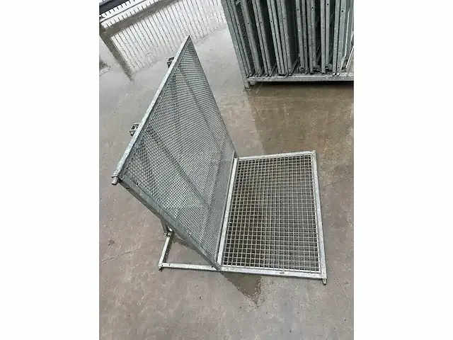 1 set van 10 stalen vangrails - afbeelding 3 van  4