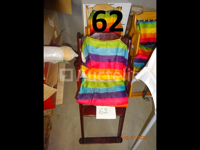 1 set van 6 kinderstoelen, 1 rechthoekige tafel met chinese decoratie 120/80/75 - afbeelding 1 van  2