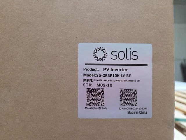 1 solis pv omvormer s5-gr3p10k-lv-be - afbeelding 2 van  8