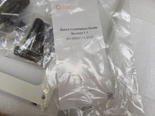 1 solis pv omvormer s5-gr3p10k-lv-be - afbeelding 8 van  8