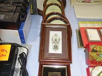 1 spiegel, 4 fotokaders, 2 kaders - afbeelding 1 van  2