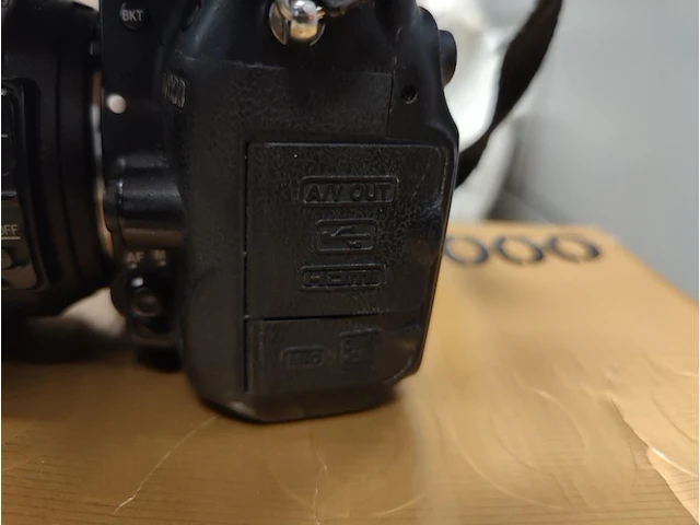 1 spiegelreflex nikon d700 met 18-105mm lens. - afbeelding 12 van  15