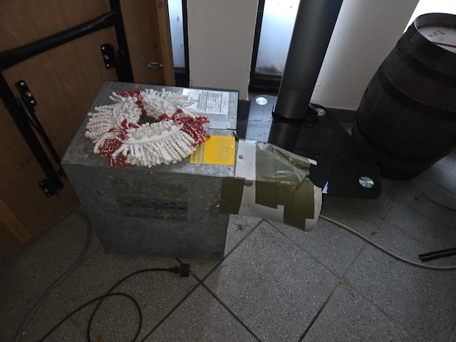 1 springkasteel + blower - afbeelding 3 van  3