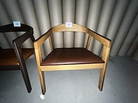 1 stoel met lederen bekleding - afbeelding 1 van  5