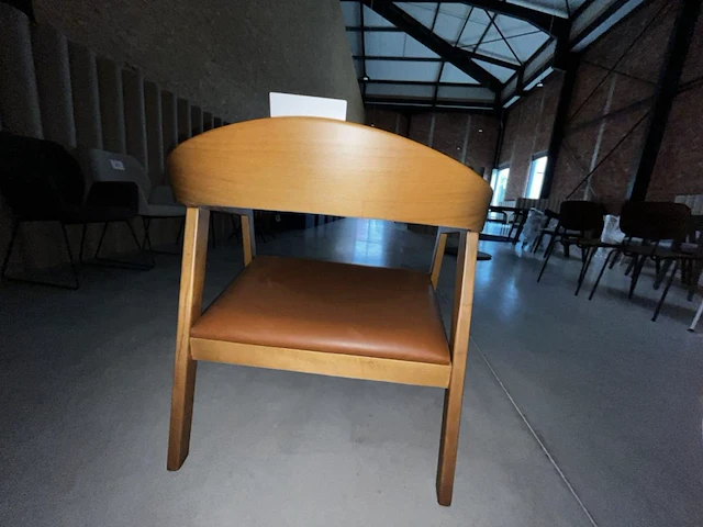 1 stoel met lederen bekleding - afbeelding 4 van  5