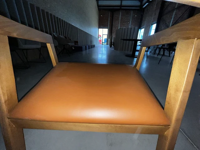 1 stoel met lederen bekleding - afbeelding 5 van  5