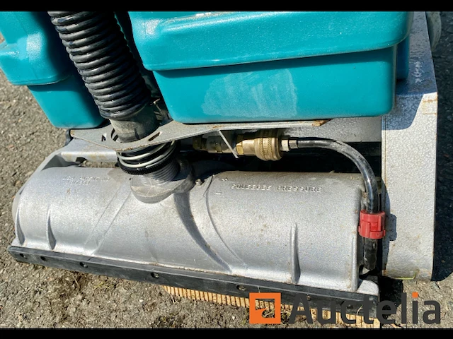 1 stuks tennant 443c-4 schrobzuigmachine - afbeelding 3 van  25