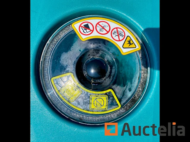 1 stuks tennant 443c-4 schrobzuigmachine - afbeelding 23 van  25