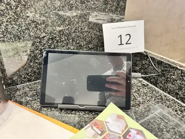 1 tablet tcl - afbeelding 1 van  3
