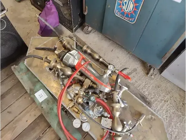 1 tapinstallatie getekend cristal, e.a. - afbeelding 6 van  6