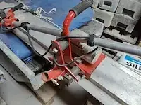 1 trilbetondekvloer machine hervisa perles - afbeelding 5 van  7