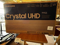 1 tv toestel samsung crystal hd - afbeelding 1 van  8