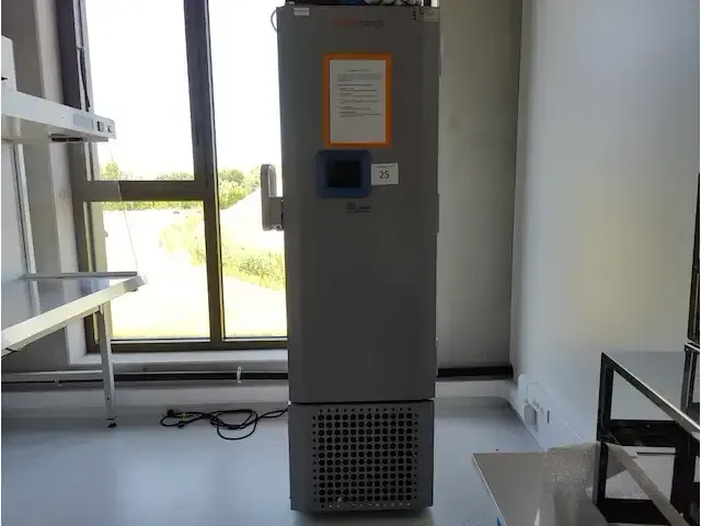 1 ultra koel/vriezer thermo scientific fde30086fv np: € 10000 - afbeelding 1 van  13