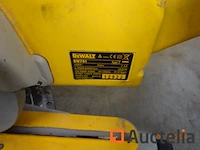 1 verstekzaag dewalt dw701 12933 - afbeelding 2 van  4