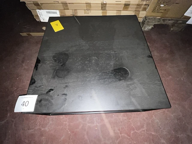 1 vierkante bijzettafel - afbeelding 3 van  3