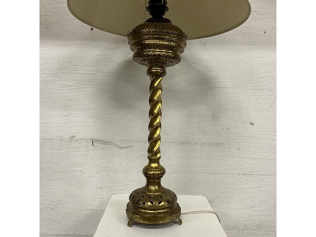 1 vintage tafellamp met een gedraaide messing voet - afbeelding 2 van  2