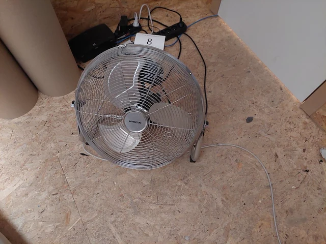 1 vloerventilator inventum - afbeelding 1 van  1