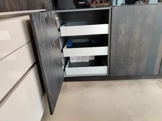 1 volledige demo keuken met apparatuur - afbeelding 4 van  62