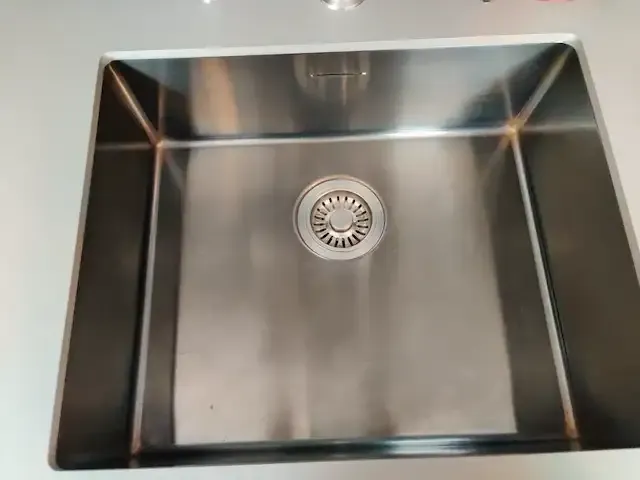 1 volledige demo keuken met apparatuur - afbeelding 28 van  62