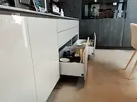 1 volledige demo keuken met apparatuur - afbeelding 47 van  62