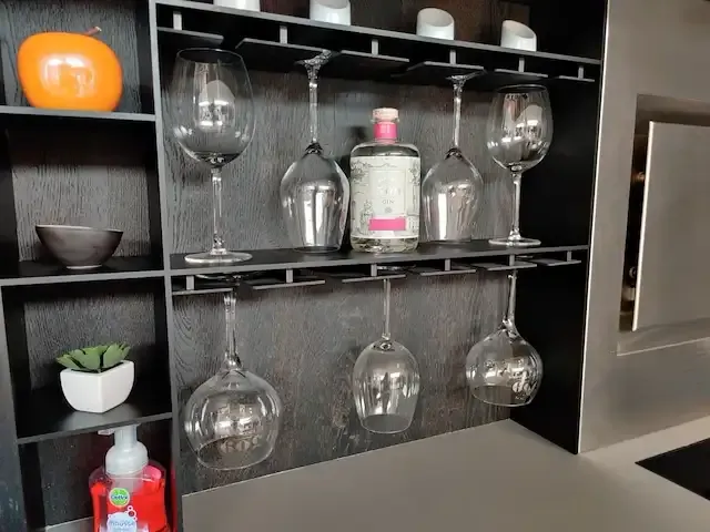 1 volledige demo keuken met apparatuur - afbeelding 49 van  62