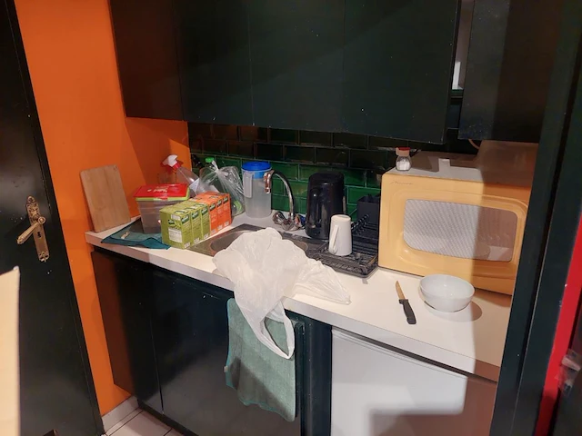 1 volledige inhoud bijkeuken, bureau en kelder - afbeelding 4 van  40