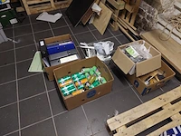 1 volledige inhoud bijkeuken, bureau en kelder - afbeelding 22 van  40