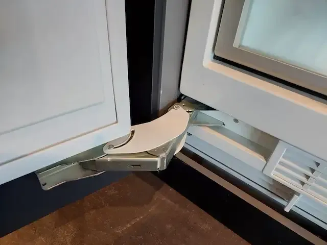 1 volledige keuken met apparatuur - afbeelding 34 van  103