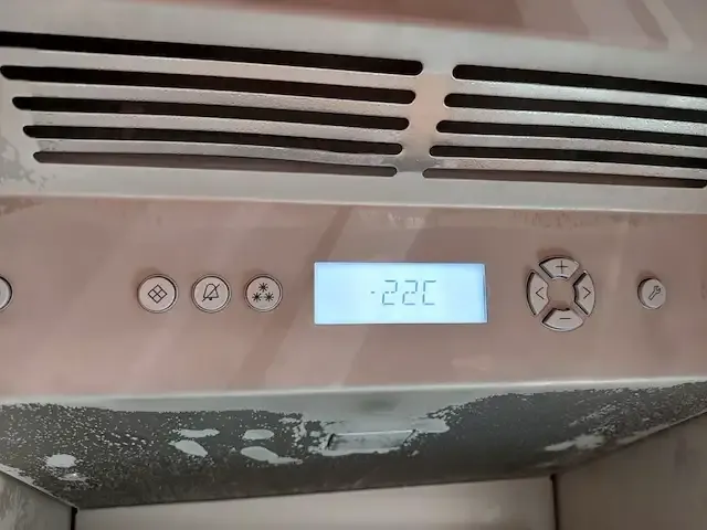 1 volledige keuken met apparatuur - afbeelding 39 van  103