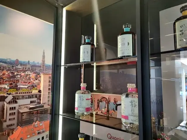 1 volledige keuken met apparatuur - afbeelding 80 van  103