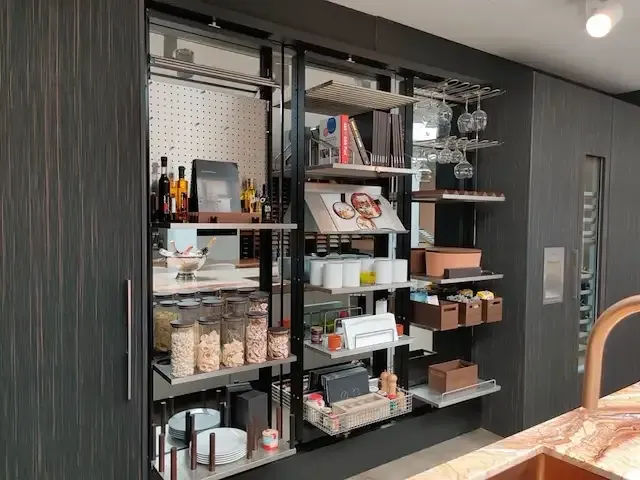 1 volledige keuken met apparatuur - afbeelding 2 van  63