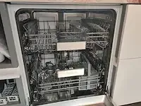 1 volledige keuken met apparatuur - afbeelding 48 van  63