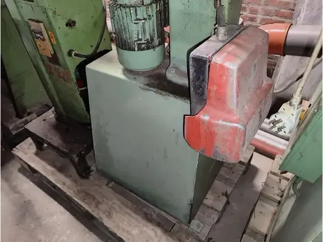 1 voormachine yorg 5320 - afbeelding 3 van  8