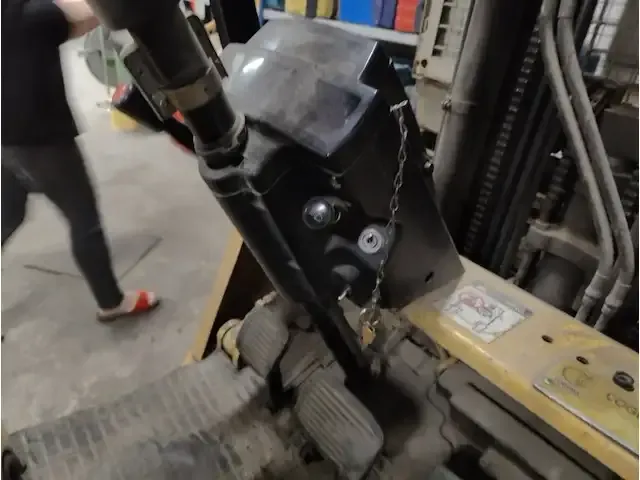 1 vorklift caterpillar 4m15a43 - afbeelding 5 van  19