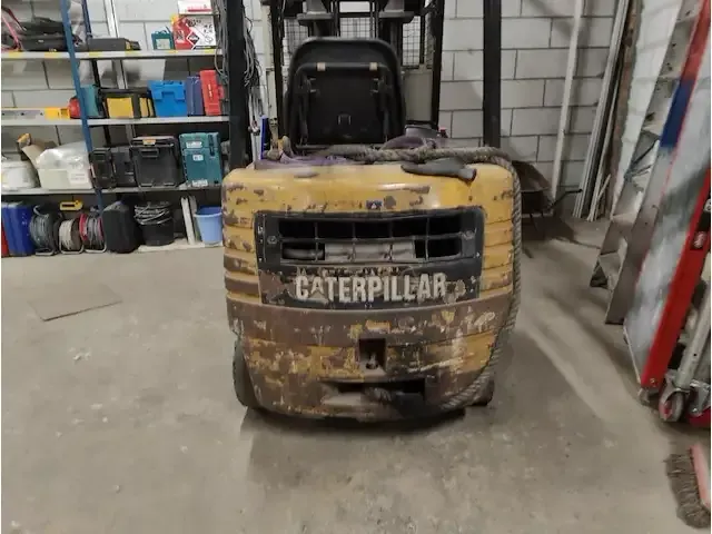 1 vorklift caterpillar 4m15a43 - afbeelding 13 van  19