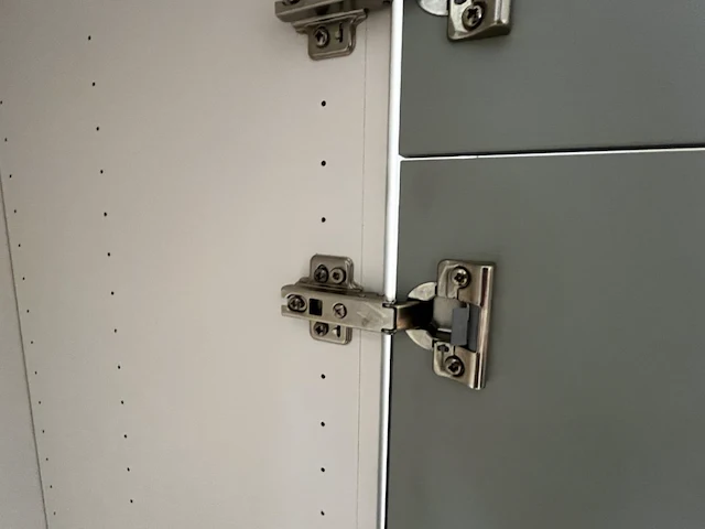 1 wandkast ikea hjortviken - afbeelding 3 van  4