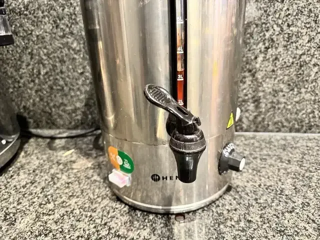 1 waterkoker hendi - afbeelding 2 van  4