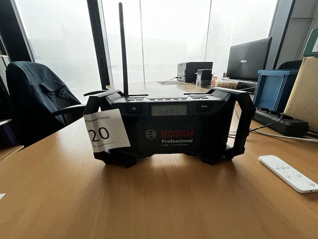 1 werfradio bosch gml soundbox - afbeelding 1 van  4