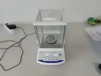1 wetenschappelijke weegschaal fisherbrand analytical series np: € 750 - afbeelding 2 van  6