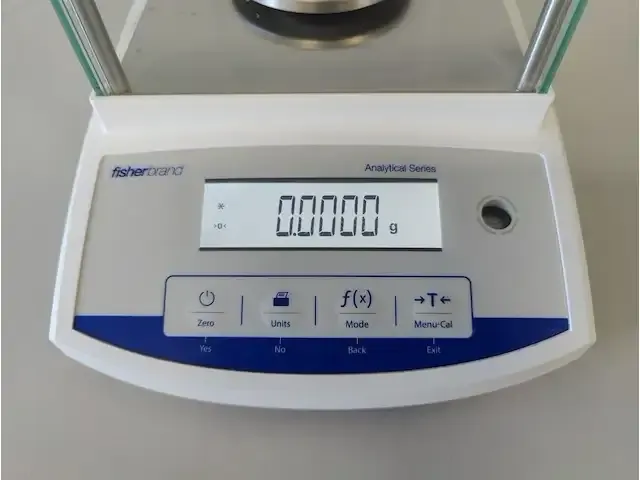 1 wetenschappelijke weegschaal fisherbrand analytical series np: € 750 - afbeelding 3 van  6