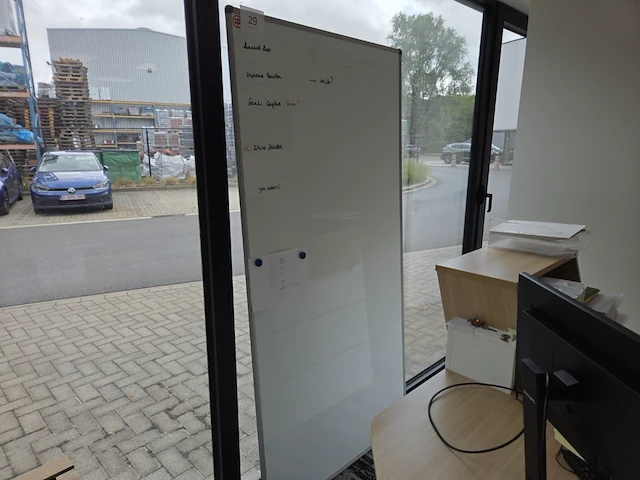 1 whiteboard - afbeelding 1 van  1