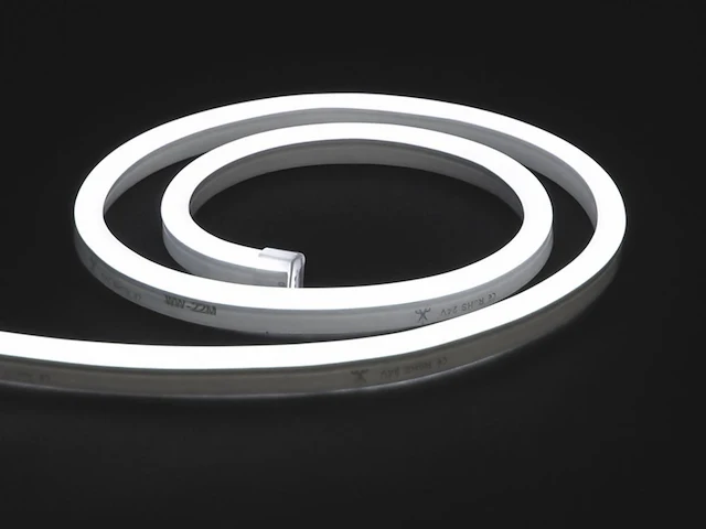 1 x 20 meter 5.5w/m smd neon led strip waterdicht 6000k - afbeelding 1 van  3