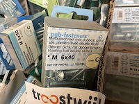 1 x bevestigingsmaterialen - afbeelding 8 van  13