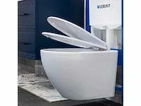 1 x geberit complete toiletset met glanzend wit tornado spoeling - afbeelding 2 van  5