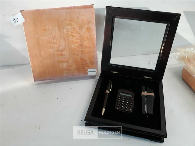 1 x giftset in showdoos - afbeelding 1 van  3