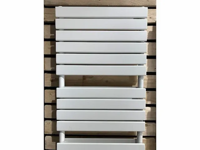 1 x h1760xb600 mat wit dubbele badkamerradiator farko - afbeelding 2 van  4