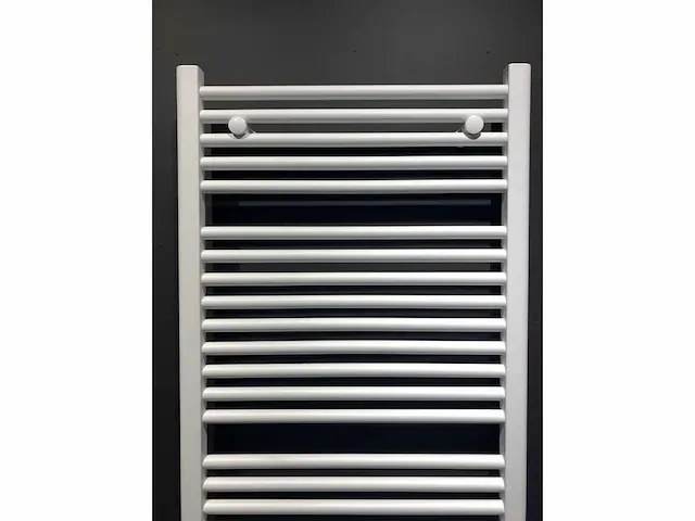 1 x h1800xb600 wit handdoekradiator met kraan - afbeelding 2 van  6