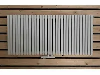 1 x h550xb1800 horizontaale designradiator mat wit - afbeelding 1 van  4